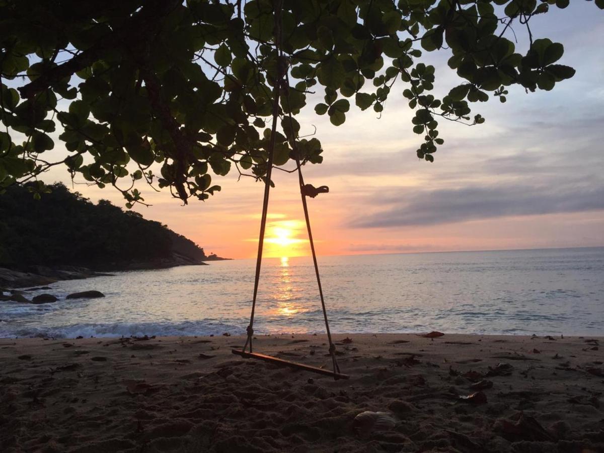Suites Brilho Do Sol อูบาตูบา ภายนอก รูปภาพ