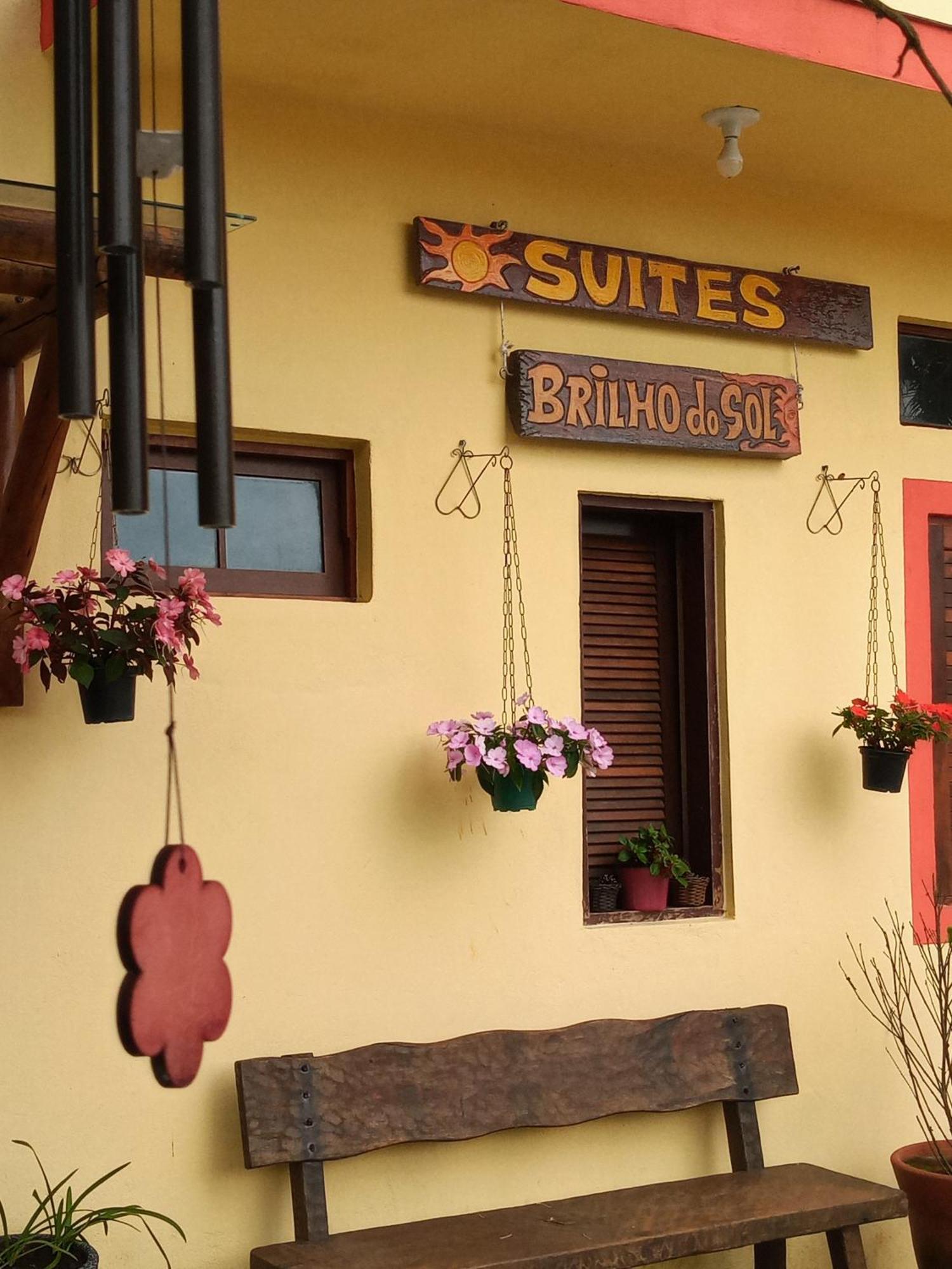 Suites Brilho Do Sol อูบาตูบา ภายนอก รูปภาพ
